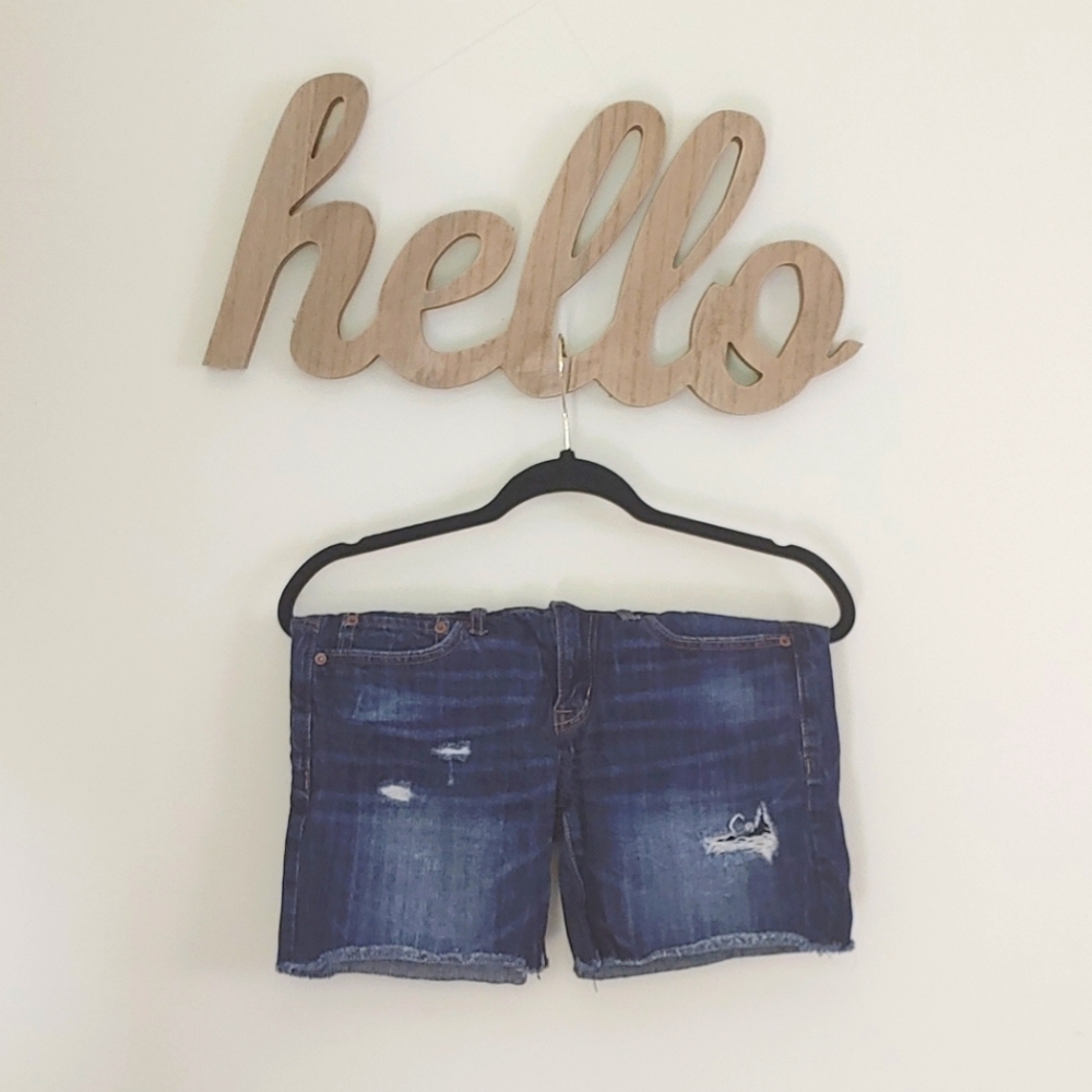 AEO Distressed Jean Bermuda Shorts (2) - Picture 1 of 4